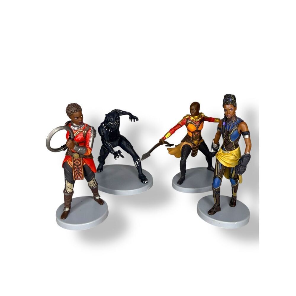 Disney Marvel Black Panther PVC Figure Play Set